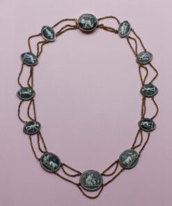 shell cameo necklace