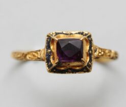 gold and amethyst ring