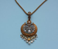 neoclassical pendant