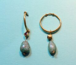 emerald and garnet earrings