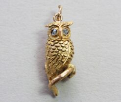 cute diamond and gold owl pendant