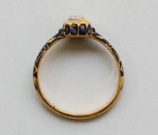renaissance_diamond_ring