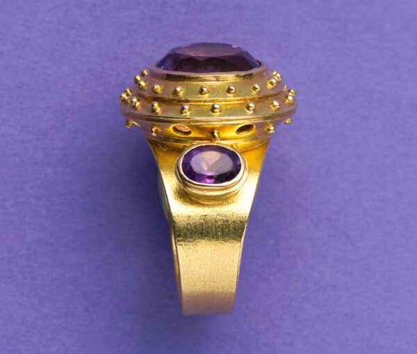 gold and amethyst Jacob de Groes ring
