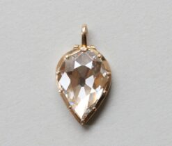 pear cut diamond pendant