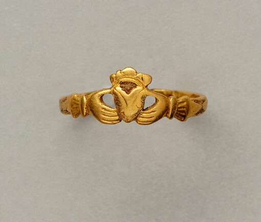 gold crowned heart ring