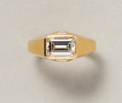 Bulgari diamond and gold ring