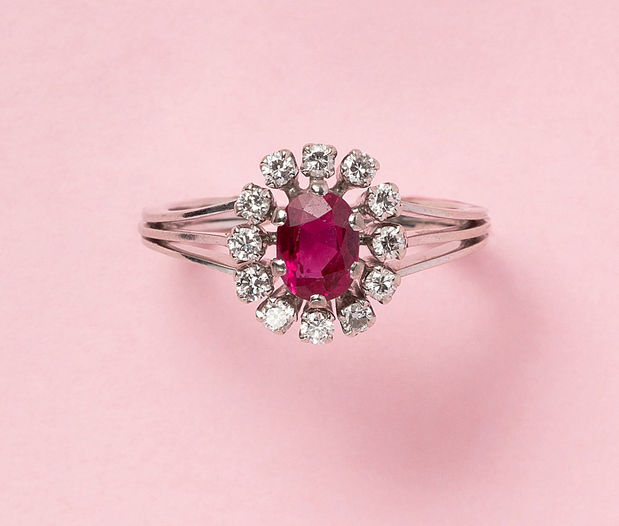 white gold ring with ruby and diamond