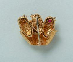 cartier london chick brooch
