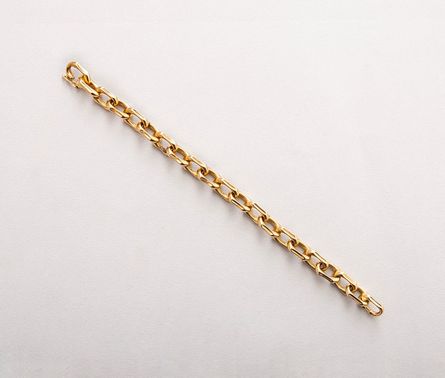 gold bracelet