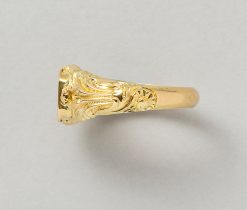 18k gold French signet ring