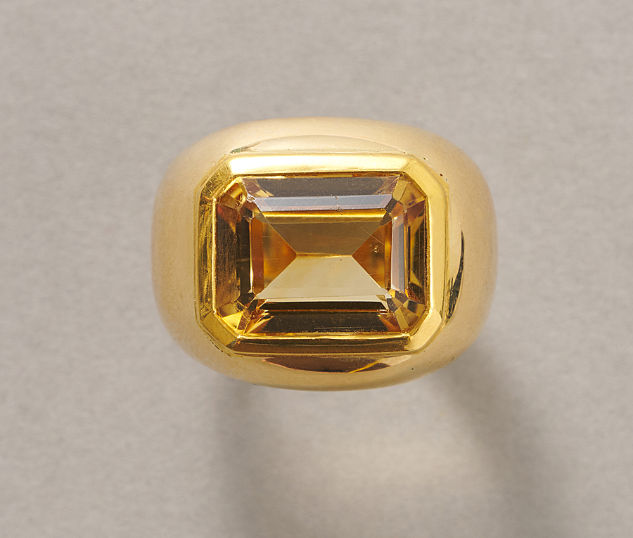 Poiray gold and citrine ring