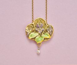 art nouveau pendant