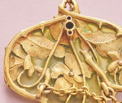 art nouveau pendant