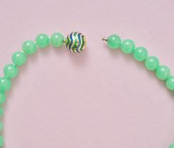 chrysopraas collier met een gouden slot - Afbeelding 3