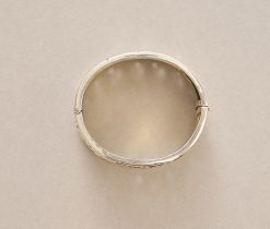 marguerite bangle