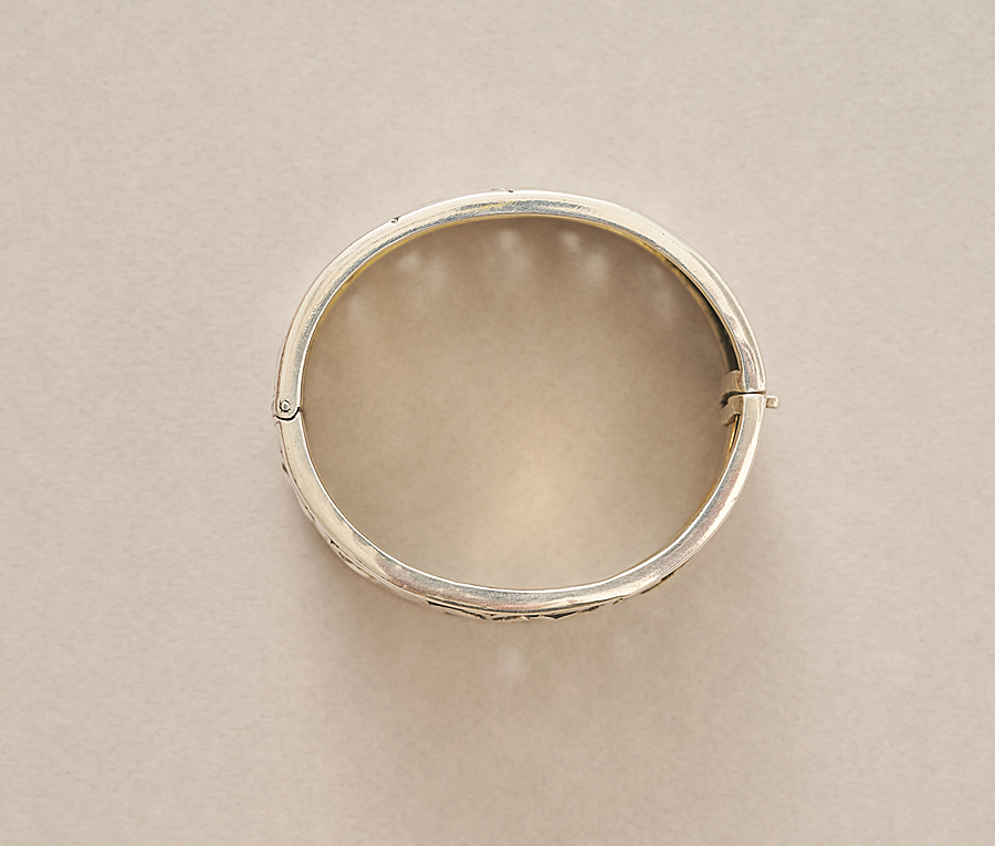 marguerite bangle