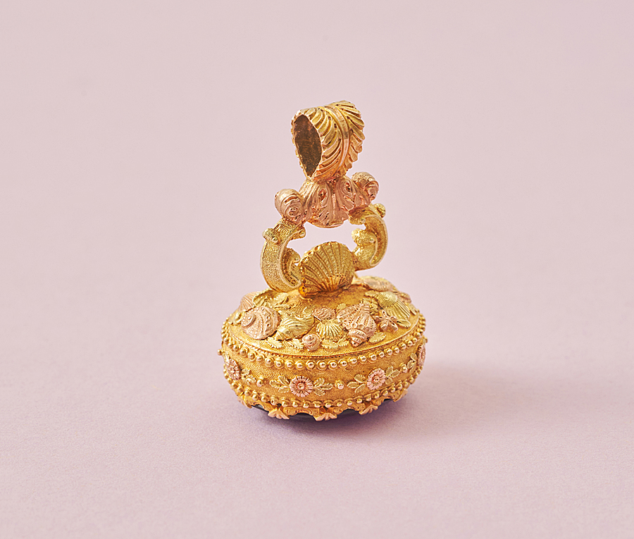 tri-color 18k georgian signet with amethyst
