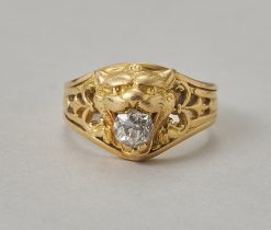18k Gold French Lion Ring