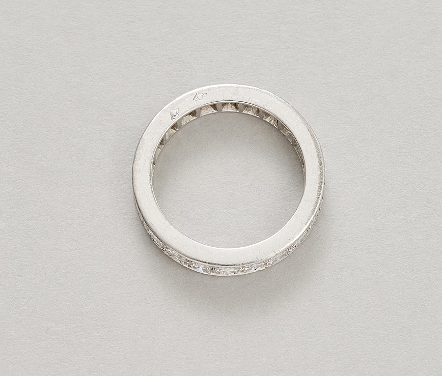 platina eternity ring met diamant - Afbeelding 2