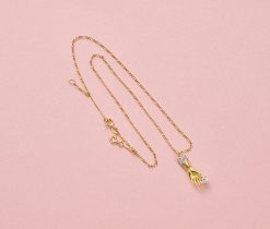 gouden hand bedel met diamant - Afbeelding 3