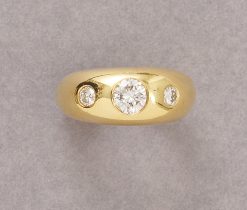 cartier three stone ring